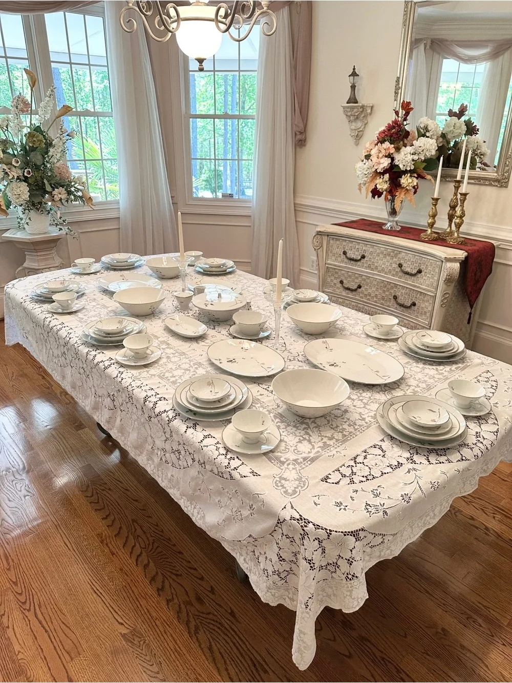 Immaculate 100 Piece Grand Service for 12 MCM Rosenthal Japanese Quince